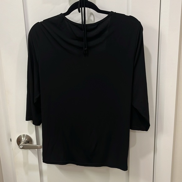 Plus size top - Picture 2 of 3